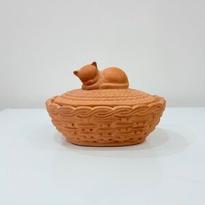 Terracotta Cat on Basket Clay Lidded Casserole Dish Cottage Grandma Shabby Chic